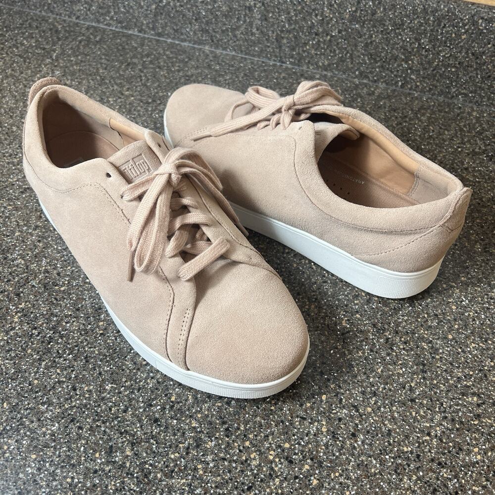 FitFlop Shoes Women's Sz 11 Light Pink Suede Low Top Lace Up Lightweight Sneaker